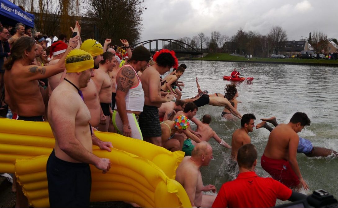 Nichts für Warmduscher – Neujahrsschwimmen