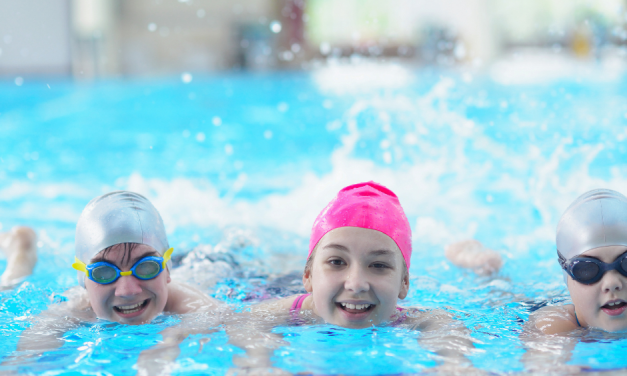 Plätze frei – Schwimmen für Kids