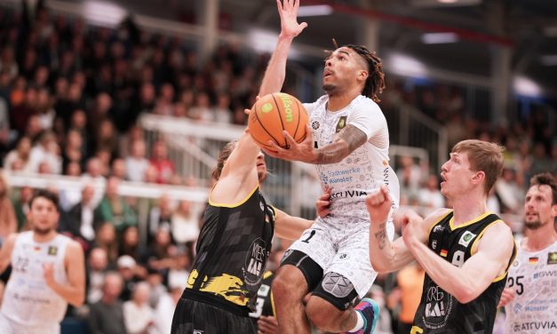 WWU Baskets feiern perfekten Heimstart