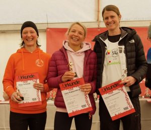 Bei der Hammer Laufserie: Die Frauenmannschaft der LSF Münster