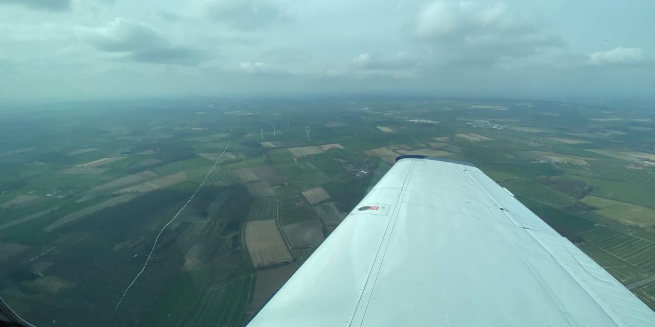 Bezirksregierung informiert zum Start der Flugsaison