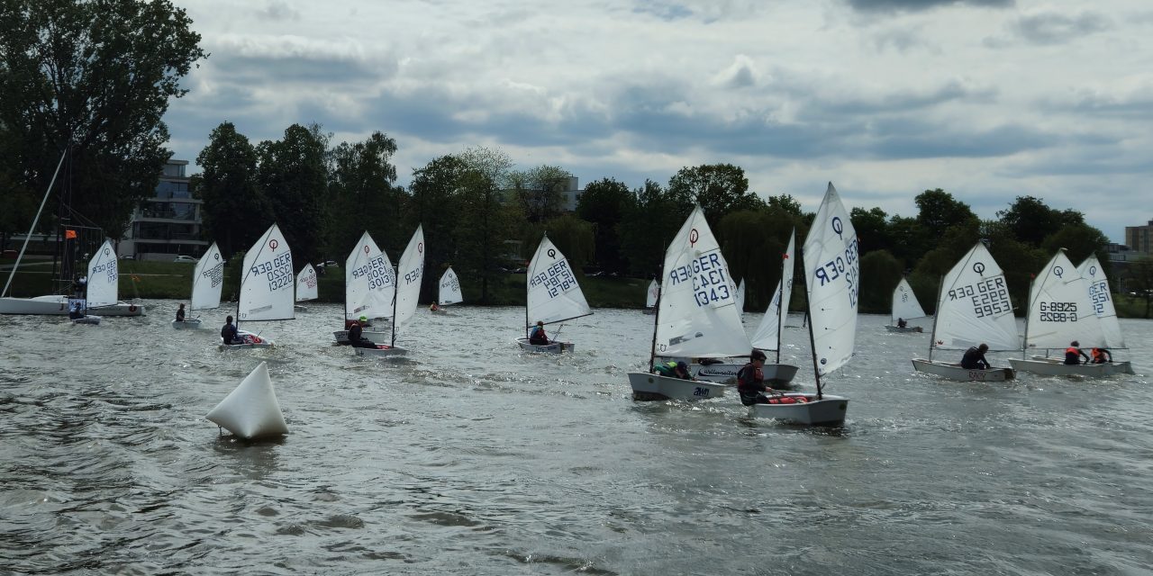 Julius Unger (SCM) gewinnt die„Black Swan Trophy“