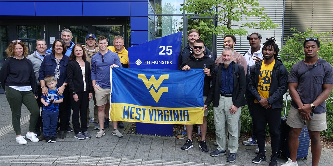 Elitegruppe von US-Footballspielern zu Gast an der FH Münster