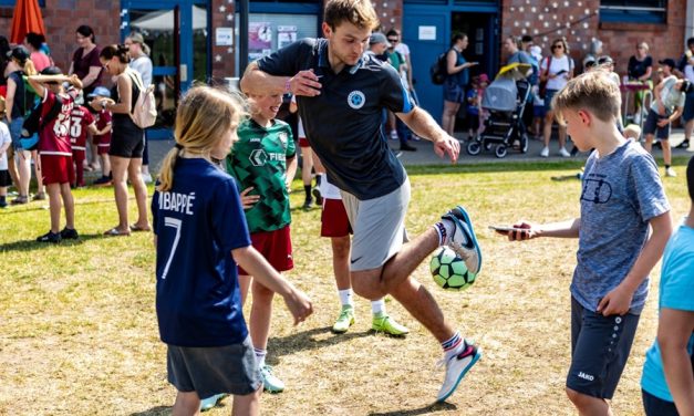 BallLetics: 138 Fußballübungen aus Münster für zu Hause