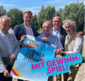 Turnier der Sieger: Gruppenbild der Veranstalter
