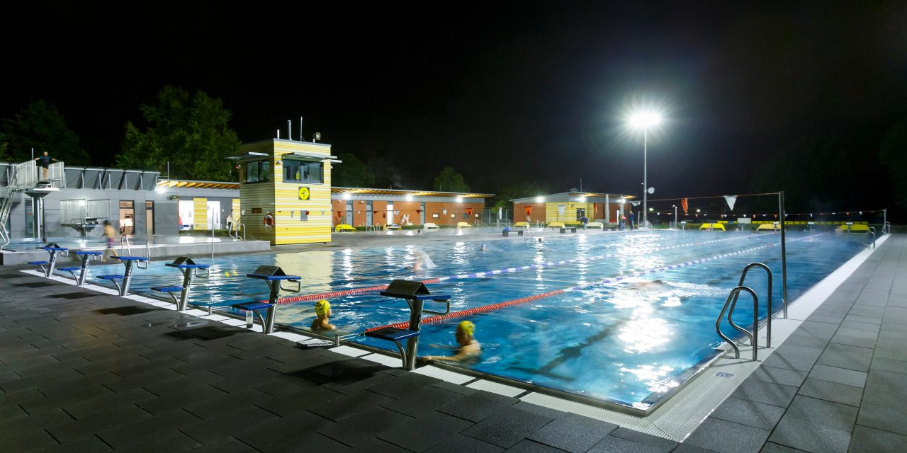 Nacht der Lichter: Coburg beendet erfolgreiche Freibadsaison