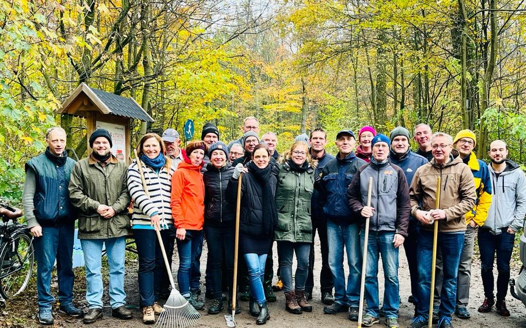 Arbeitseinsatz auf der Finnenbahn