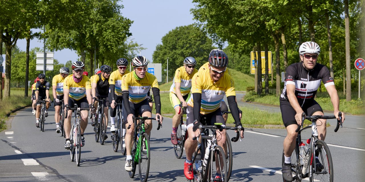 Radfahren für Kinder in Not: Jetzt anmelden für die Rennfietsen-Tour Münsterland 2025