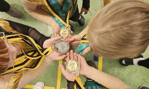 Rhymtische Sportgymnastik (inklusiv) holt Mediallen in Magdeburg!