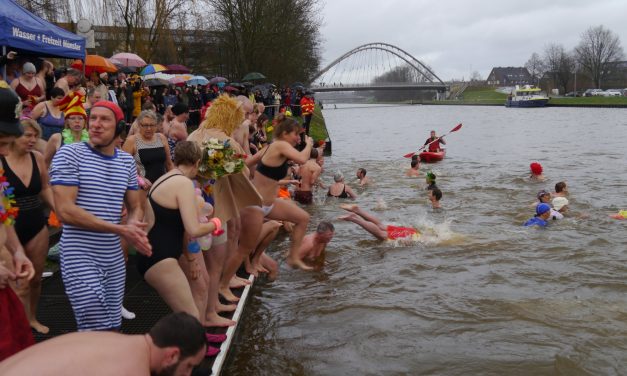 W+F Münster bereitet sich auf den Neujahrstag am Kanal vor