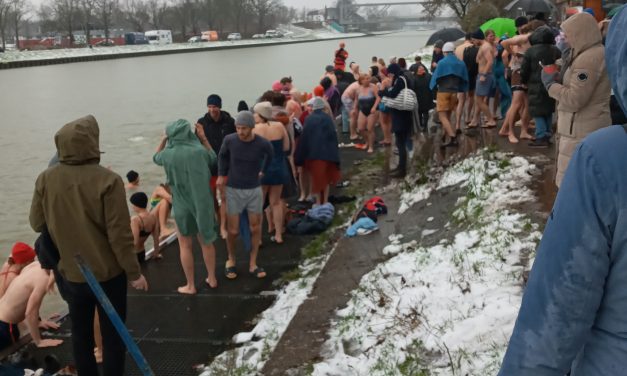 Eisbademeisters Münster mit Teilnehmerrekord