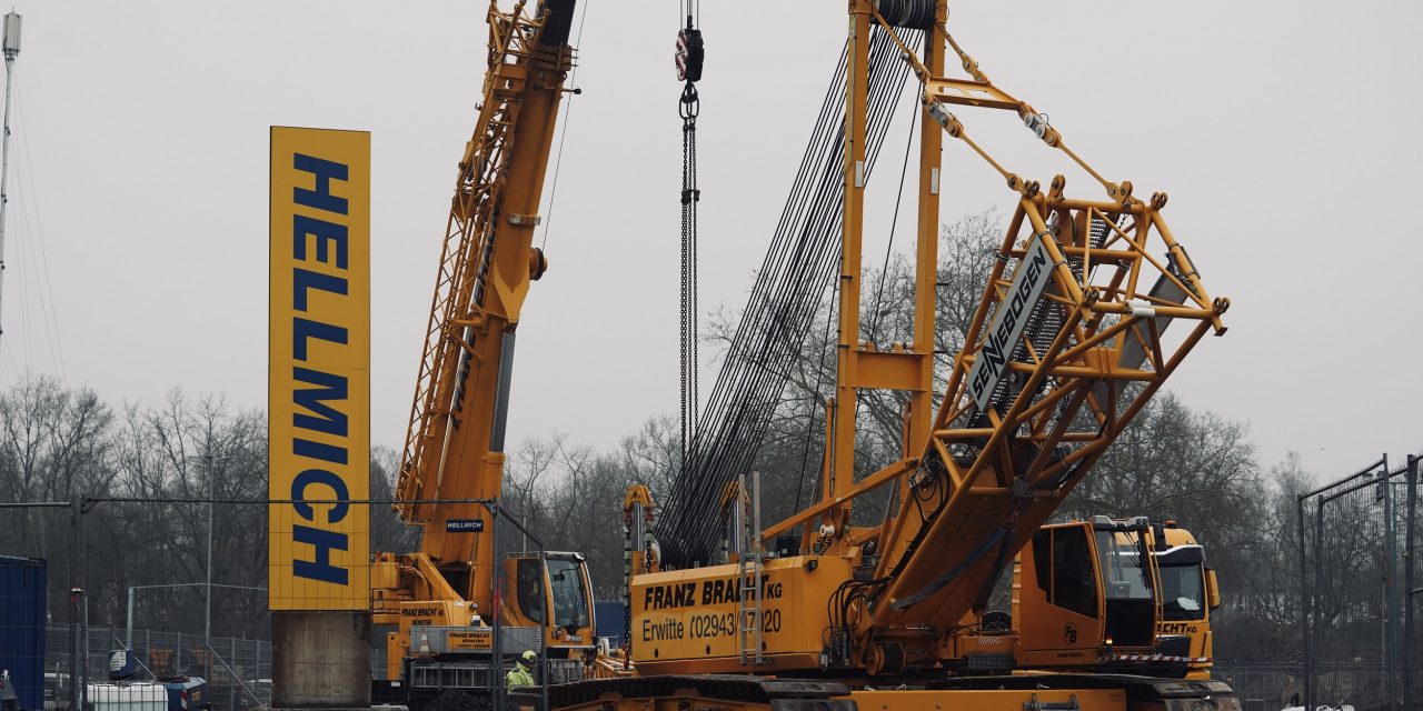 Baurechtliche Hürde genommen: Stadionumbau offiziell gestartet