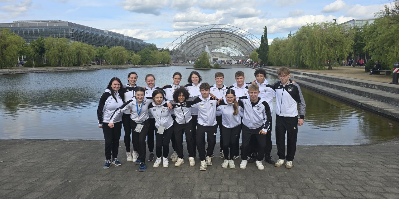 Die Trampoliner glänzen mit Meistertiteln und Jugend-WM-Normen.