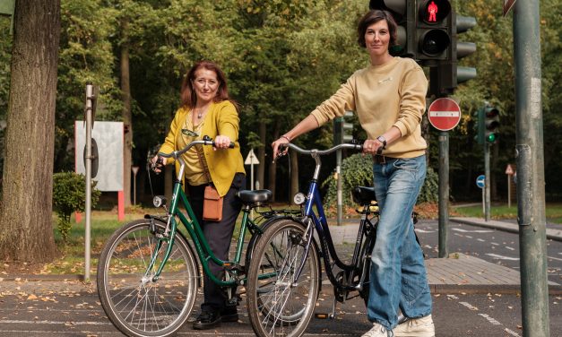 Ehrenamt gewürdigt: Move and Meet ehrt engagierte Fahrradtrainerin
